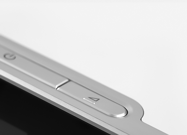 A technical view of the top of the Resvent iBreeze 30STA showing the physical button interface, which includes the Therapy On/Off button for starting or stopping airflow and the Ramp Key for activating the pressure ramp feature